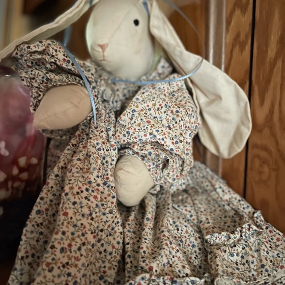 Adorable Pair of handmade Bunnies - Picture 5 of 10
